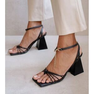 Alohas Cactus heel in black size 37